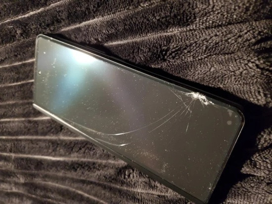 Ép, thay mặt kính Samsung Z Fold 3 3 18 samsung z fold 3 be mat kinh