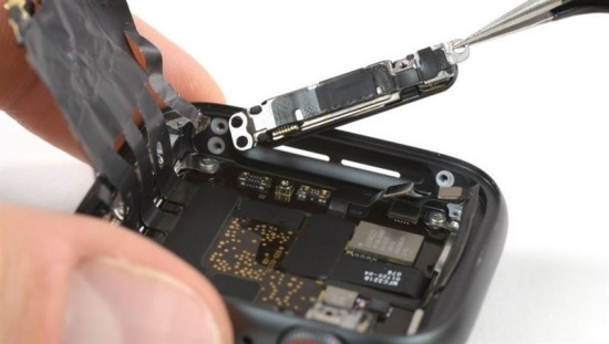 thay pin apple watch series 4 1