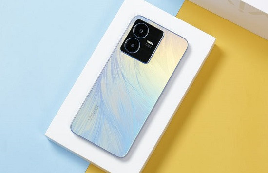 Thay nắp lưng Vivo Y22s 2 83.1 nap lung vivo y22s