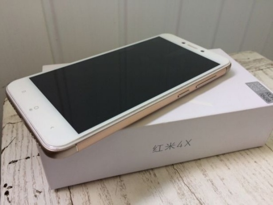 Thay màn hình Xiaomi Redmi 4X 4 12.4thay man hinh Xiaomi Redmi 4X 1 1