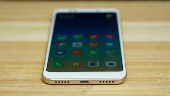 Thay màn hình Xiaomi Redmi 5 Plus 4 15.4thay man hinh xiaomi redmi 5 plus 3