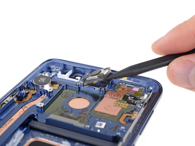 thay loa trong Samsung M33 thay loa trong Samsung M33