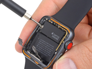 Thay pin đồng hồ Apple Watch HCM giá sỉ, lấy ngay tại 888Mobile 5 thay pin apple watch hcm