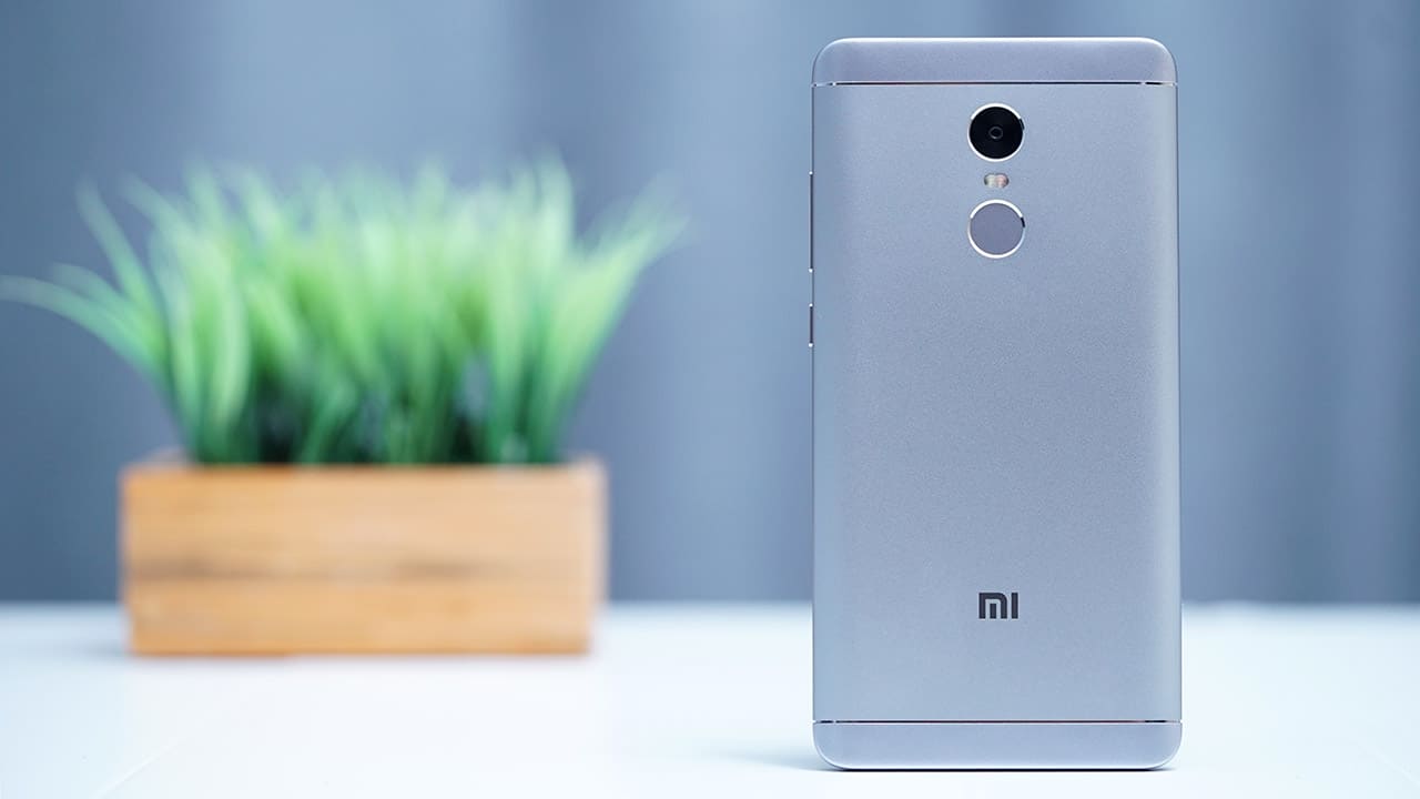 Vỏ Redmi Note 4x có chất lượng gia công tốt, tạo nên vẻ đẹp sang trọng thay vo Redmi Note 4x