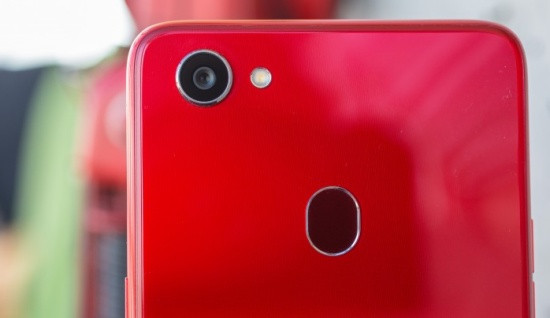 Camera sau Oppo F7 Camera sau Oppo F7