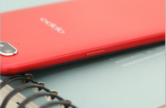 Oppo A1K là chiếc điện thoại đang được nhiều người sử dụng Oppo A1K là chiếc điện thoại đang được nhiều người sử dụng