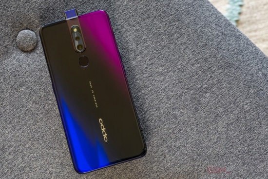 thay vo Oppo F11 Pro